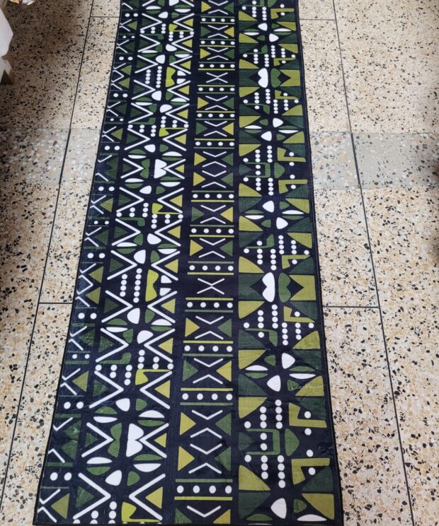 Ethno floor Runner