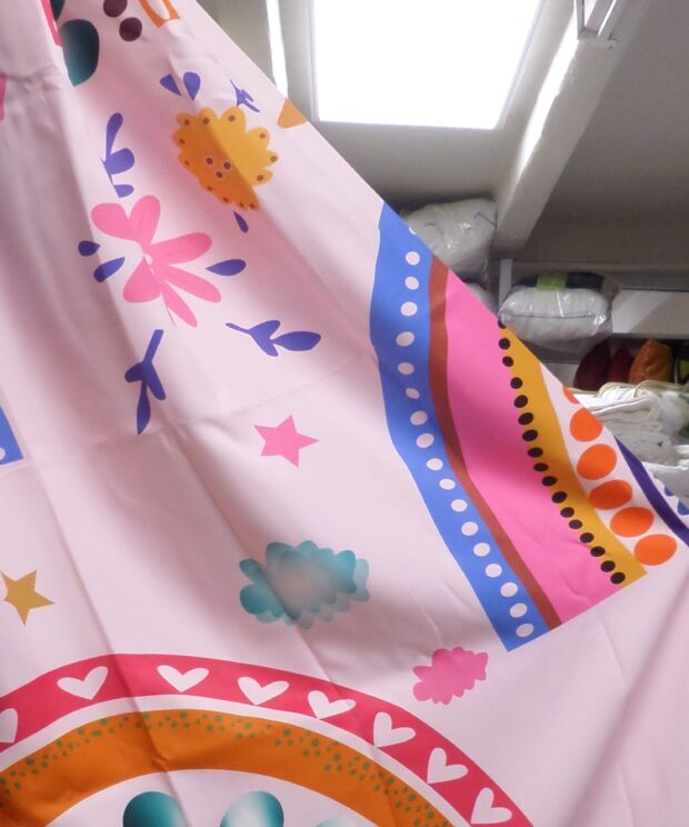 White Thread B/O Curtain-Kids