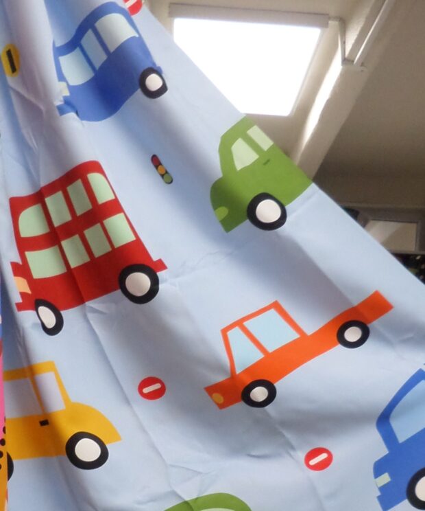 White Thread B/O Curtain-Kids